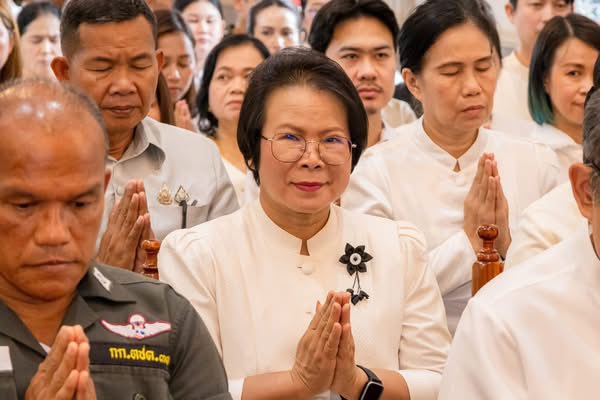 title - ส.ป.ก.พิษณุโลก ร่วมงานพิธีเจริญพระพุทธมนต์ถวายเป็นพระราชกุศลสมเด็จพระบรมไตรโลกนาถ เทิดพระเกียรติพระมหากษัตริย์ผู้ทรงคุณูปการต่อพระพุทธศาสนา